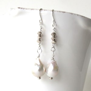 Baroque Pearl Dangle Earrings, Pearl Dangle Earrings, Minimalist Earrings, Pearl Dangles, Pearl Drop Earrings Silver, Bridal Earrings,
