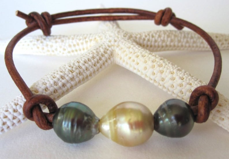 Tahitian Pearl Jewelry South Sea Pearl Bracelet Luxury Bracelet Tahitian Pearls Bracelet Leather Cultured Pearls on Leather Bracelet