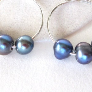 Small Pearl Hoop Earrings, Hoops with Pearls, Peacock Pearl Earrings, White Pearl Hoop Earrings, Freshwater Pearl Earrings,Minimalist Hoops