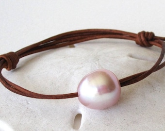 Pink Pearl Bracelet Leather, Pearl and Leather Bracelet, Bracelet Leather and Pearl, Edison Pearl Bracelet, White Pearl, Pearl Jewelry Boho