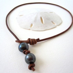Black Pearls on Leather Necklace, Pearl Choker Necklace, Leather Choker with Pearl, Beach Choker Necklace, Beach Jewelry, Pearls and Leather