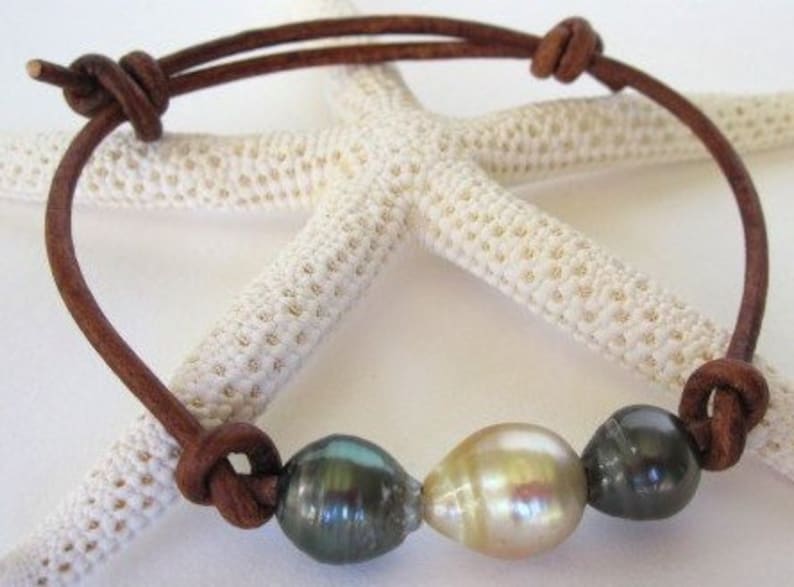 Tahitian Pearl Jewelry South Sea Pearl Bracelet Luxury Bracelet Tahitian Pearls Bracelet Leather Cultured Pearls on Leather Bracelet