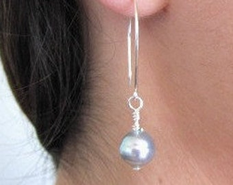 Tahiti Perle baumeln Ohrringe, schwarze Perle Ohrringe, Tahiti Perle Ohrringe, schwarze Perle Ohrringe, Seeperle, romantische Perle Ohrringe