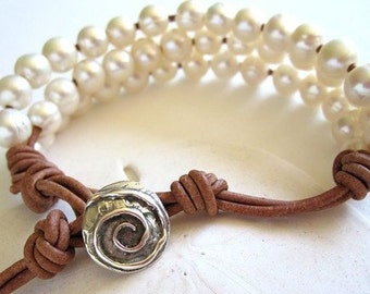 Bohemian Bracelet with Pearls, Pearl Multi Strand Beaded Bracelet, Wrap Boho Bracelet,Freshwater Pearls Leather Bracelet,Boho Cuff Bracelet