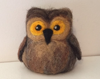 Kit: Needle Felted Bird of the Month September