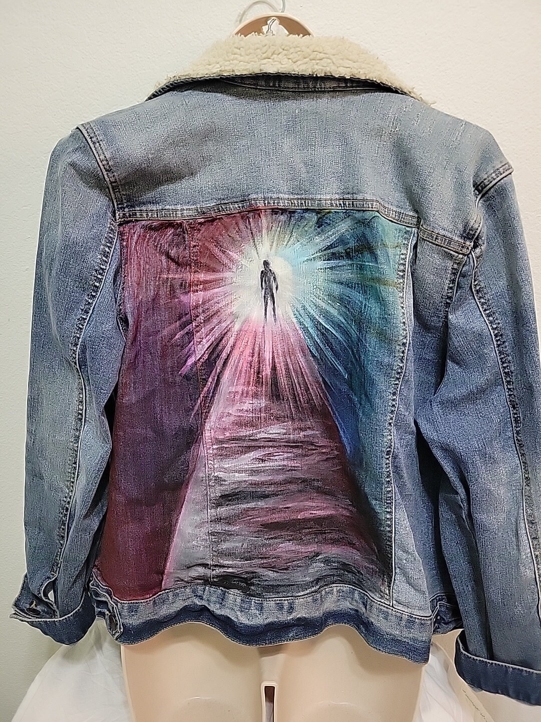 【平内様お取り置き】Paint denim jacket-Alien　現代画家 Hand Painted Womens XXL Jean Jacket Coat Walk Into the Light Alien