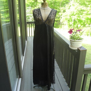 Vintage 1960's/70's Undercover Wear Black Lace Long Nightgown Union Made Size M