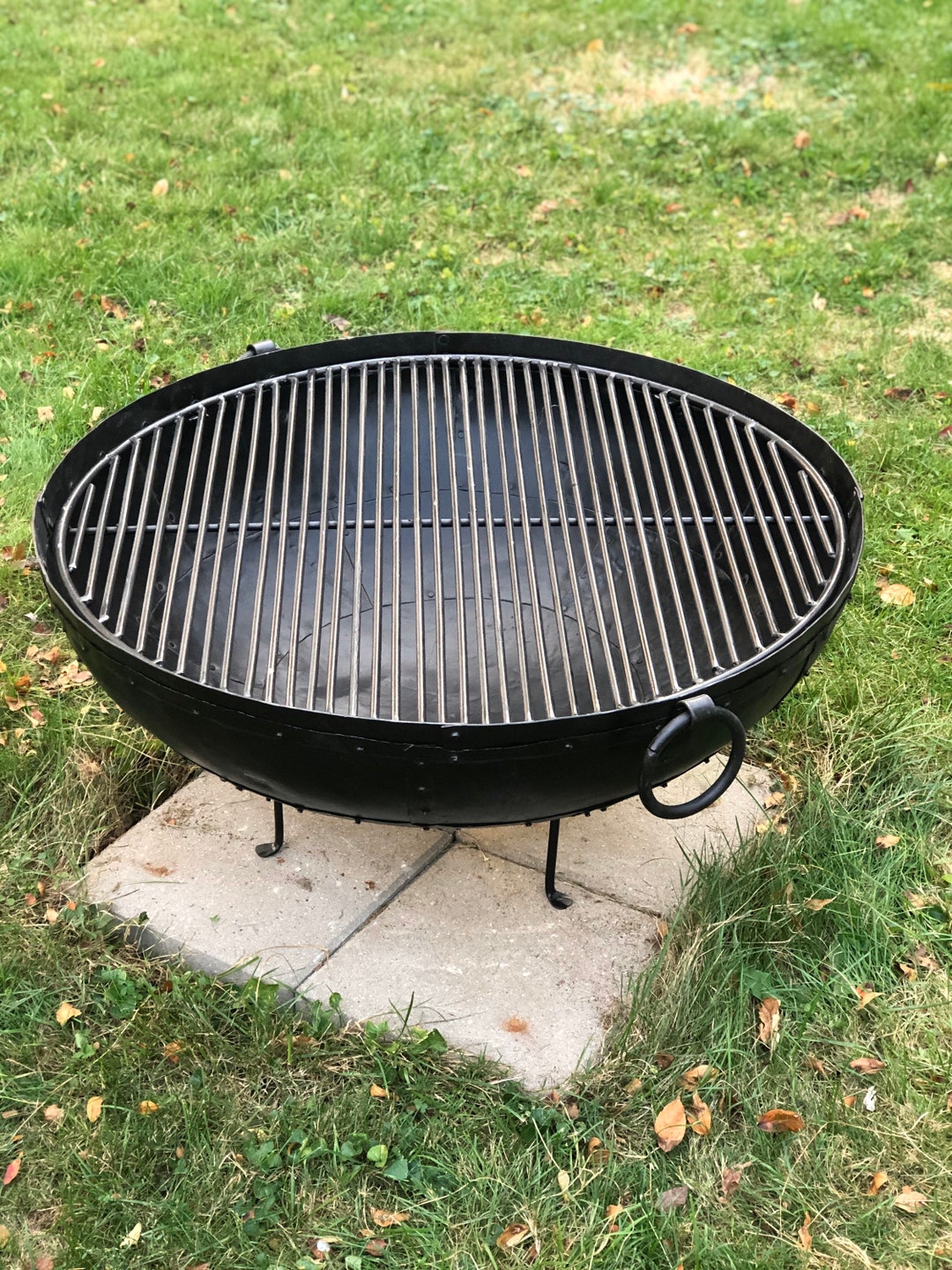 Large 31 Recycled Steel Fire Bowl / Fire Pit With Grate Made in India Using  Traditional Riveted Steel, Includes BBQ Grill Grate & Stand 