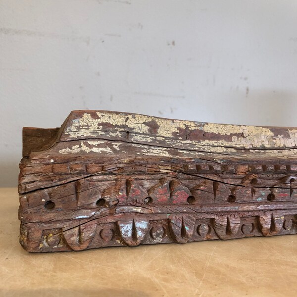 Hand carved Vintage Architectural Salvage Wood Section From India 11.5" wide x 6" deep x 3.25" ht Naturalistic style Chippy Paint Detailed