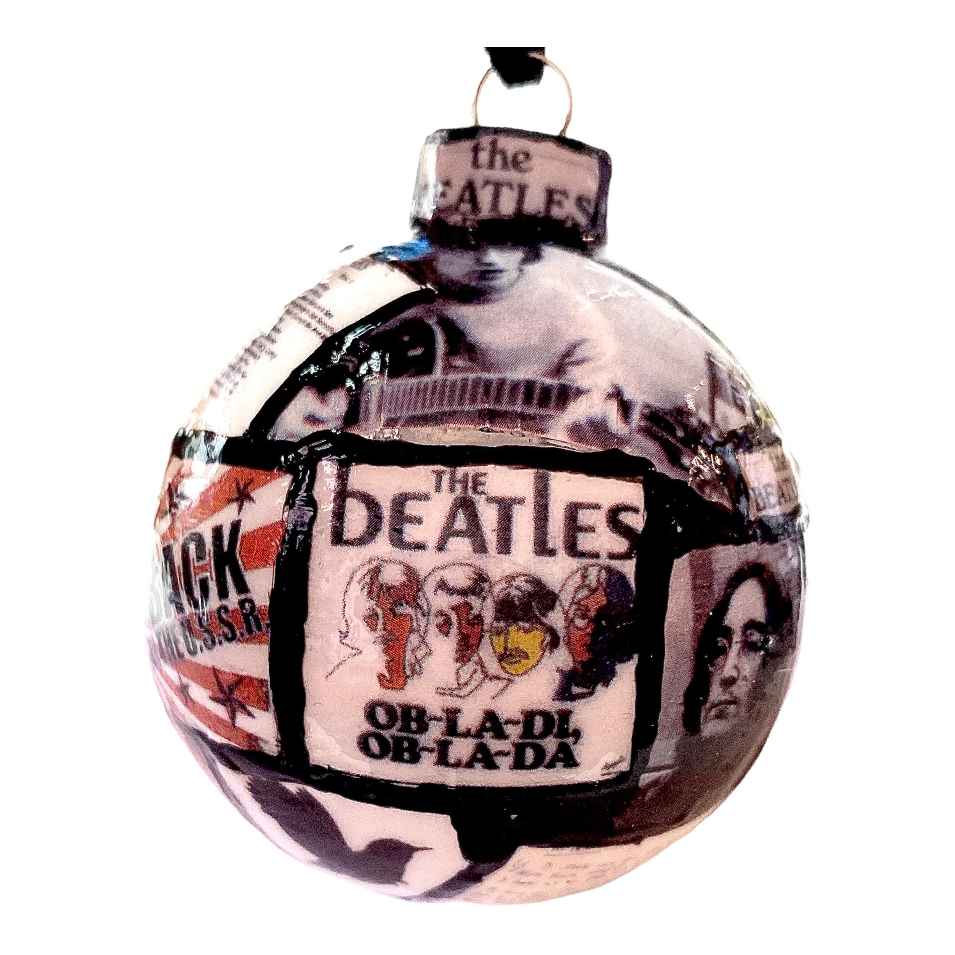 ビートルズ　オーナメント ビートルズのホワイトアルバムのクリスマスオーナメント：手作りの