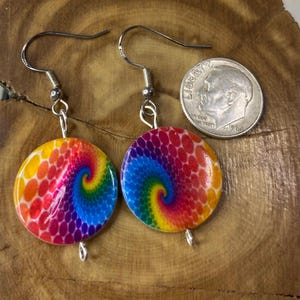 Orecchini a conchiglia Tye Dye