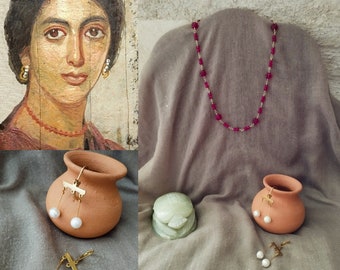 Reproduction of a necklace from a Fayum portrait. Stones, pearls and brass.
