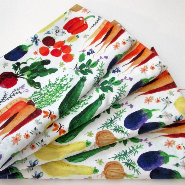 4 serviettes en tissu - blanc jaune vert orange violet légumes nourriture - dîner, table, tous les jours, mariage - cadeau de pendaison de crémaillère