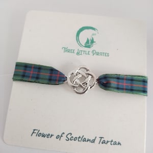 Bracelet noeud celtique avec ruban tartan écossais, cadeau bijoux de mariage écossais, cadeau familial à carreaux, bijoux tartan écossais