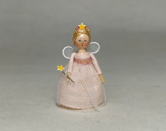 Mini fairy Peg Doll 1:12 scale. 27 mm high approximate.