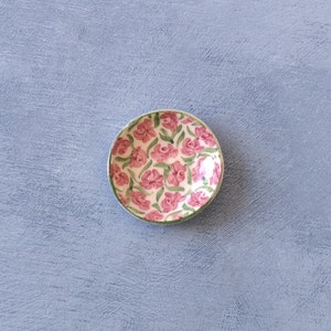 Miniature ceramic plate scale 1:12. Making handmade and painted by hand.