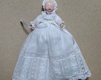 Baby dressed in  baby Christening coat-tail, porcelain, articulated 1:12 scale (dollhouse). OOAK