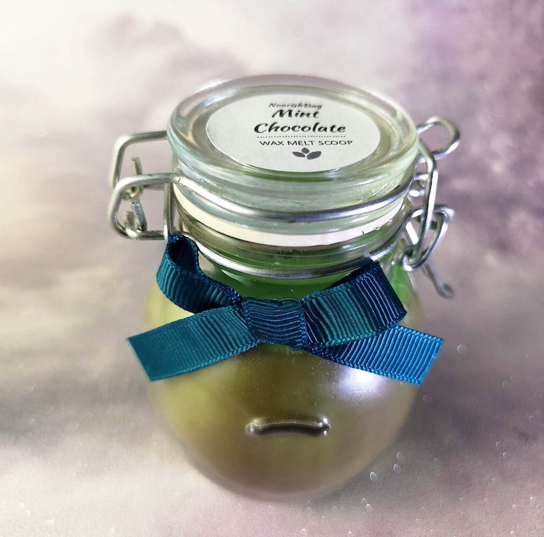 Mint chocolate scoopable wax melt concentrated strength