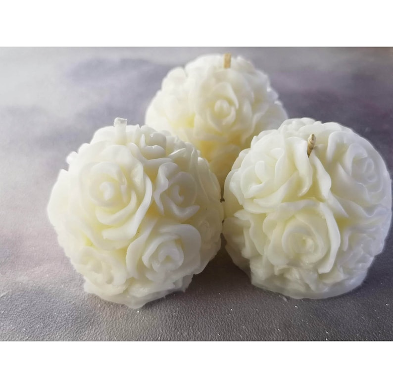 12 Wedding/Baby shower favour candles