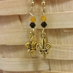 Black and Gold Fleur De Lis Earrings