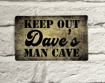 Personalised Man Cave Workshop Sign - 3 Sizes - Wall / Door Decor for Shed or Garage - Father's Day Gift Rustic Man Cave Workshop Plaque