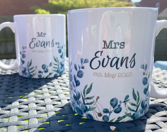 Mr and Mrs Wedding Gift Mug Set with Eucalyptus - Engagement Gifts for Couples - Gifts for Newlyweds - Ceramic Anniversary Gift