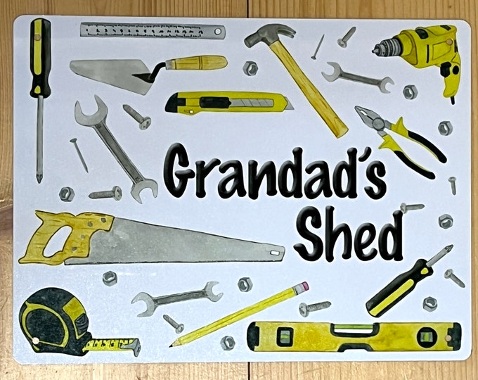 Personalised Tool Shed Workshop Sign - 2 Sizes - Wall / Door Decor for Shed or Garage - Father's Day Gift Man Cave Workshop Plaque
