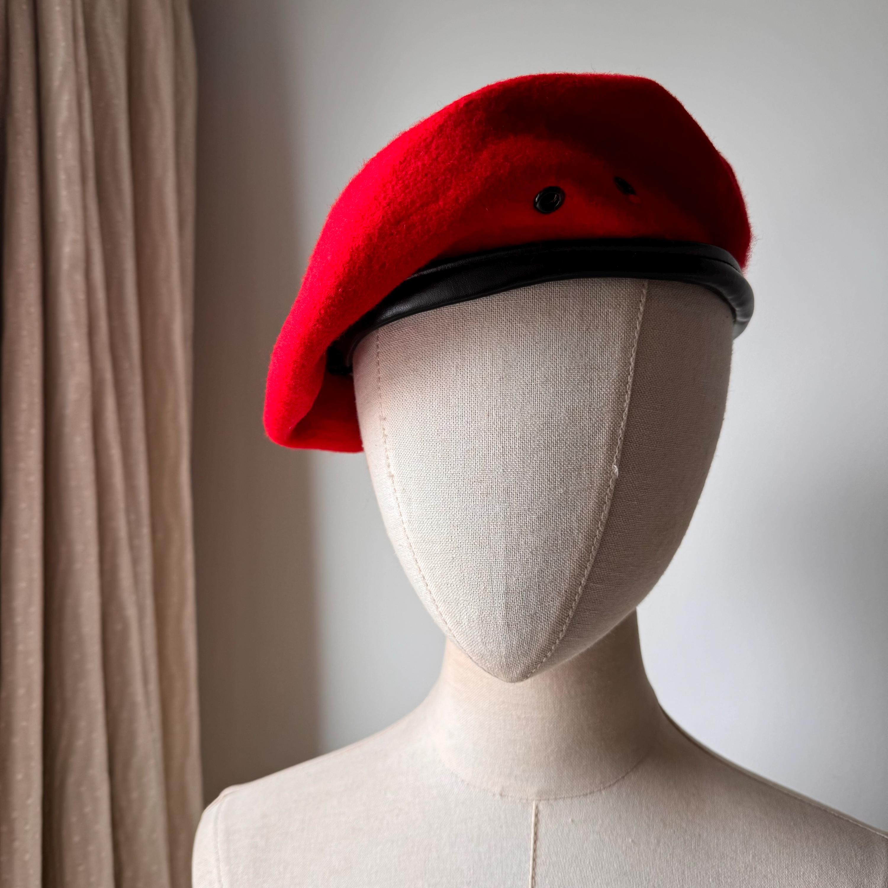 Vintage 90\'s Callanan Red Hat Society Classic 100% Wool Beret in Lipstick Red OS 100% Wool Beret Hats for Women for sale - eBay main image 4