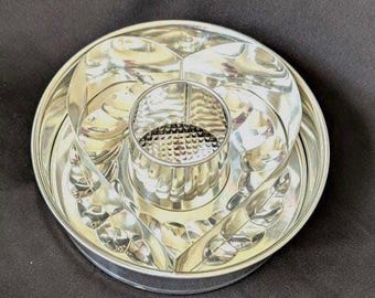 Molde redondo para pasteles Kaiser Vintage Spring Form con inserto Bundt y forma de corazón, 23 cm (9 pulgadas) de diámetro.