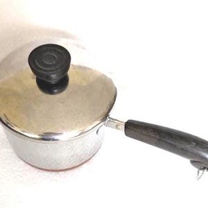 Revere Ware Pot  1.5 Quart Copper Bottom 1960s Pan with Lid