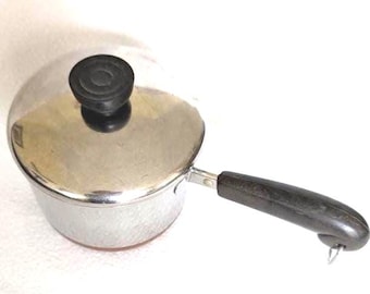 Revere Ware Pot  1.5 Quart Copper Bottom 1960s Pan with Lid