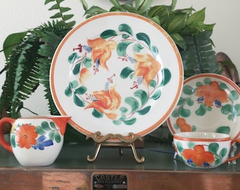 Vajilla checoslovaca de diseño popular vintage. 5 platos, 4 platillos, 2 tazas, sin crema.