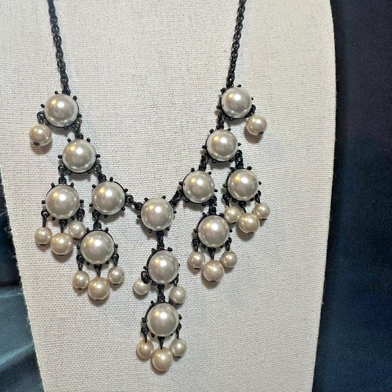 Unsigned Statement Bib Necklace with Cascading Fa… - image 5