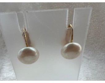 Vintage Earrings Marvella Faux Pearl Screwback Gold Tone Large Classic Round
