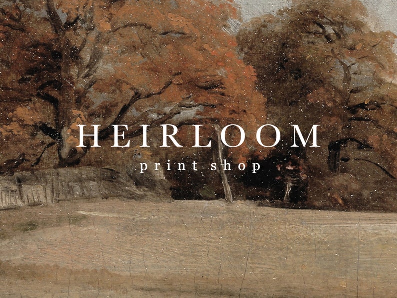Pu&ograve; includere: Un'immagine in stile vintage di alberi in un paesaggio autunnale con il testo "HEIRLOOM print shop" sovrapposto all'immagine.