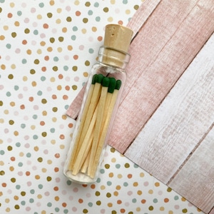 allumettes vertes en flacon de verre [qté. 10] | allumettes de noël | allumettes mignonnes | allumettes de bougie en pot