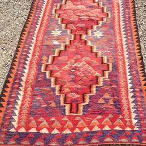 5x7.5 red purple tribal kilim rug Harsin Persian Kurdish fragment vibrant Bold flatweave Caucasian Turkish Boho chic Bohemian 5 x 7 hanging