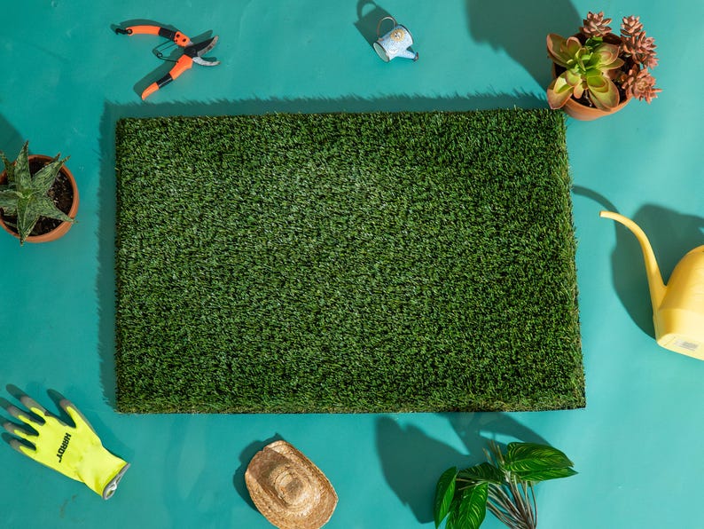 Synthetic Fescue Green Grass Mat, Washable Indoor/Outdoor Rug image 2