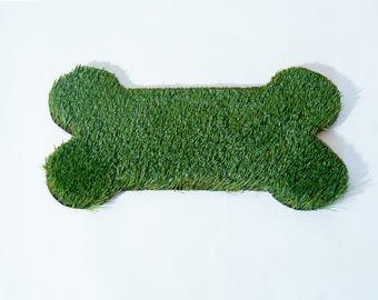 Tappetino per l'alimentazione dell'erba a forma di osso per cani / Lavabile, per interni/esterni (26x15)