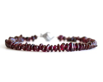 Red Garnet Bracelet/ Raw Garnet Bracelet/ Gemstone Chip Bracelet/ January Birthstone Jewelry/ Raw Gemstone Bracelet