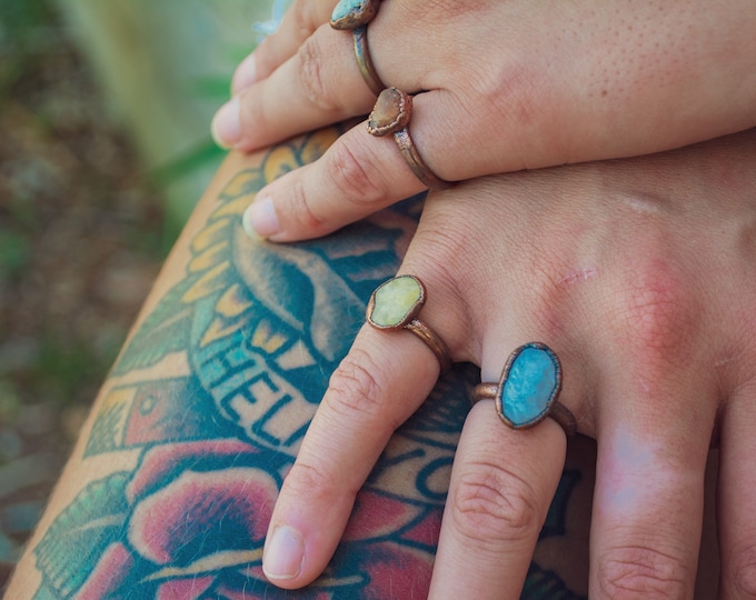 Beach Pebble Ring- Beach Rock Ring-stone ring-raw stone ring-copper pebble ring-copper stone ring-tumbled stone ring-electrofromed copper