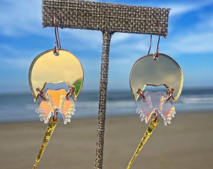 Horseshoe crab earrings-horseshoe crabs-beach-surfer girl earrings-horseshoe crab jewelry-boat jewelry- beachearrings-summer earrings-beachy