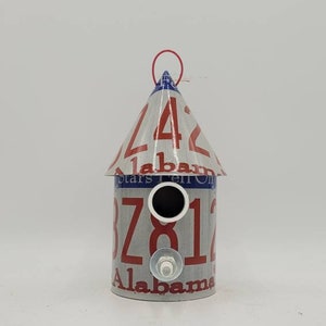 Alabama license plate birdhouse