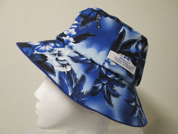 Bucket Hat 21 small reversible Blue Hawaiian Tropical print with Solid Royal Blue