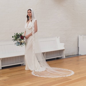 Lace edged veil, eyelash lace wedding veil, corded lace soft bridal veil, single tier lace veil, lace trim veil, full lace edge | ISABELLA