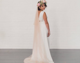 Draped Boho Veil: Soft Italian Tulle, Beach Wedding Veil | WANDERER