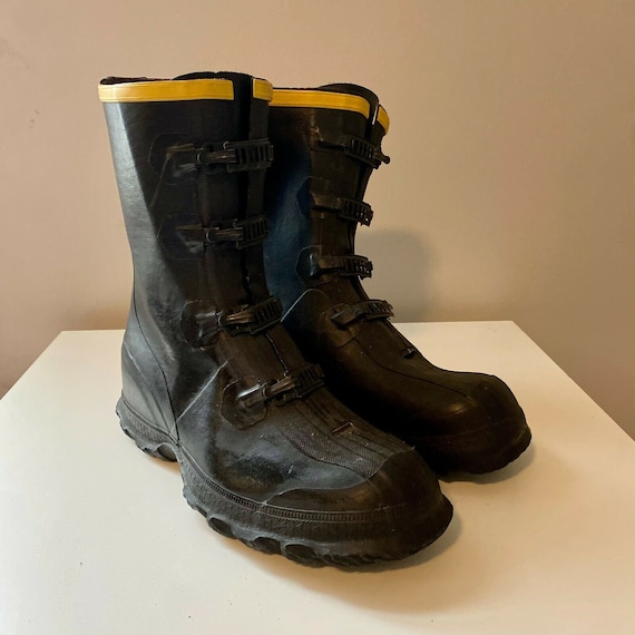 CandysCrush Vintage Lacrosse Mens Rubber 4 Clip Clasps Overshoes Galoshes Black Boots Size 9