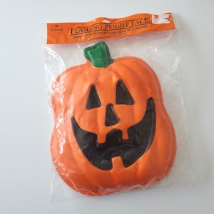 Vintage Pumpkin Face, Light Up Hallmark Halloween Decor,