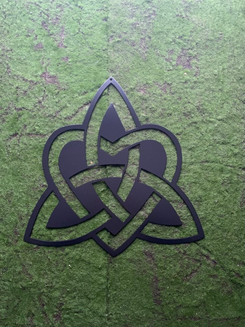 Celtic Sisters Knot is a symbol of sisterhood | Etsy