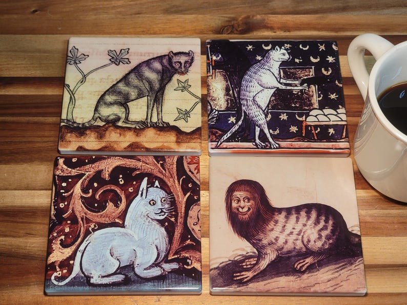 Posavasos de cerámica medievales con diseño de gato, juego de 4 piezas con base antideslizante de corcho. imagen 1